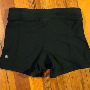 Lululemon spandex shorts- great for the booty!